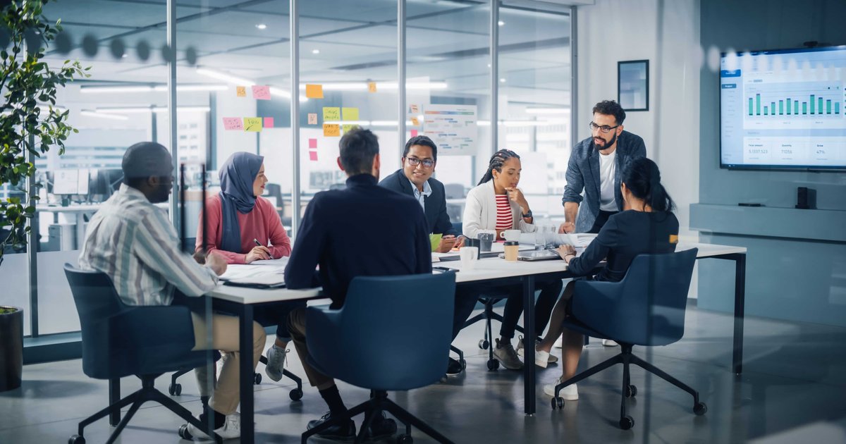 Encontrar empleo en Vigo y A Coruña: Networking para Titulados de FP en Galicia