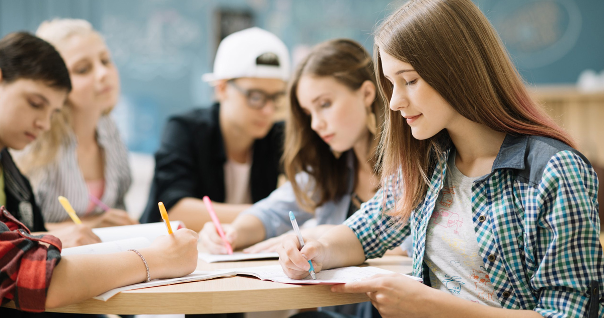 Cursos en España para extranjeros 2026: guía completa para estudiar FP en Galicia